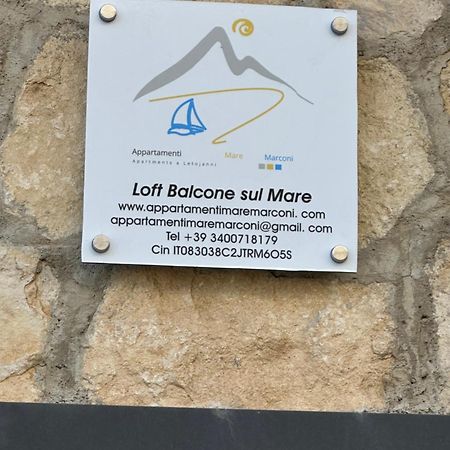 Appartement Loft Balcone Sul Mare à Letojanni Extérieur photo