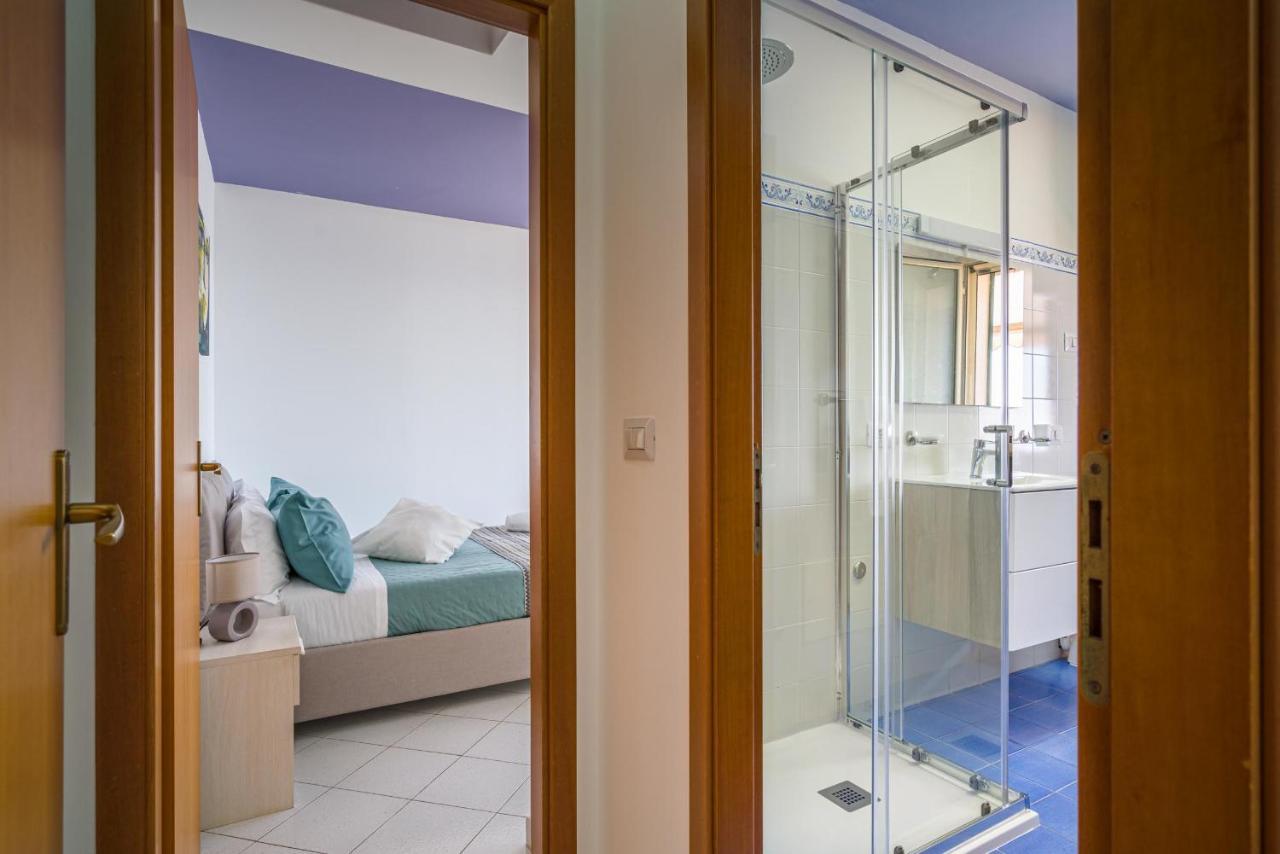 Appartement Loft Balcone Sul Mare à Letojanni Extérieur photo