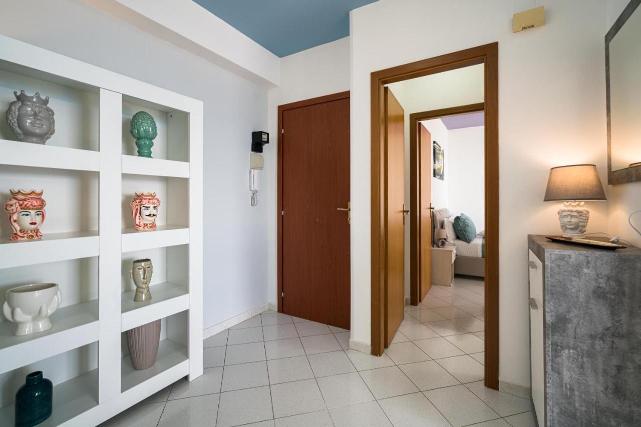 Appartement Loft Balcone Sul Mare à Letojanni Extérieur photo